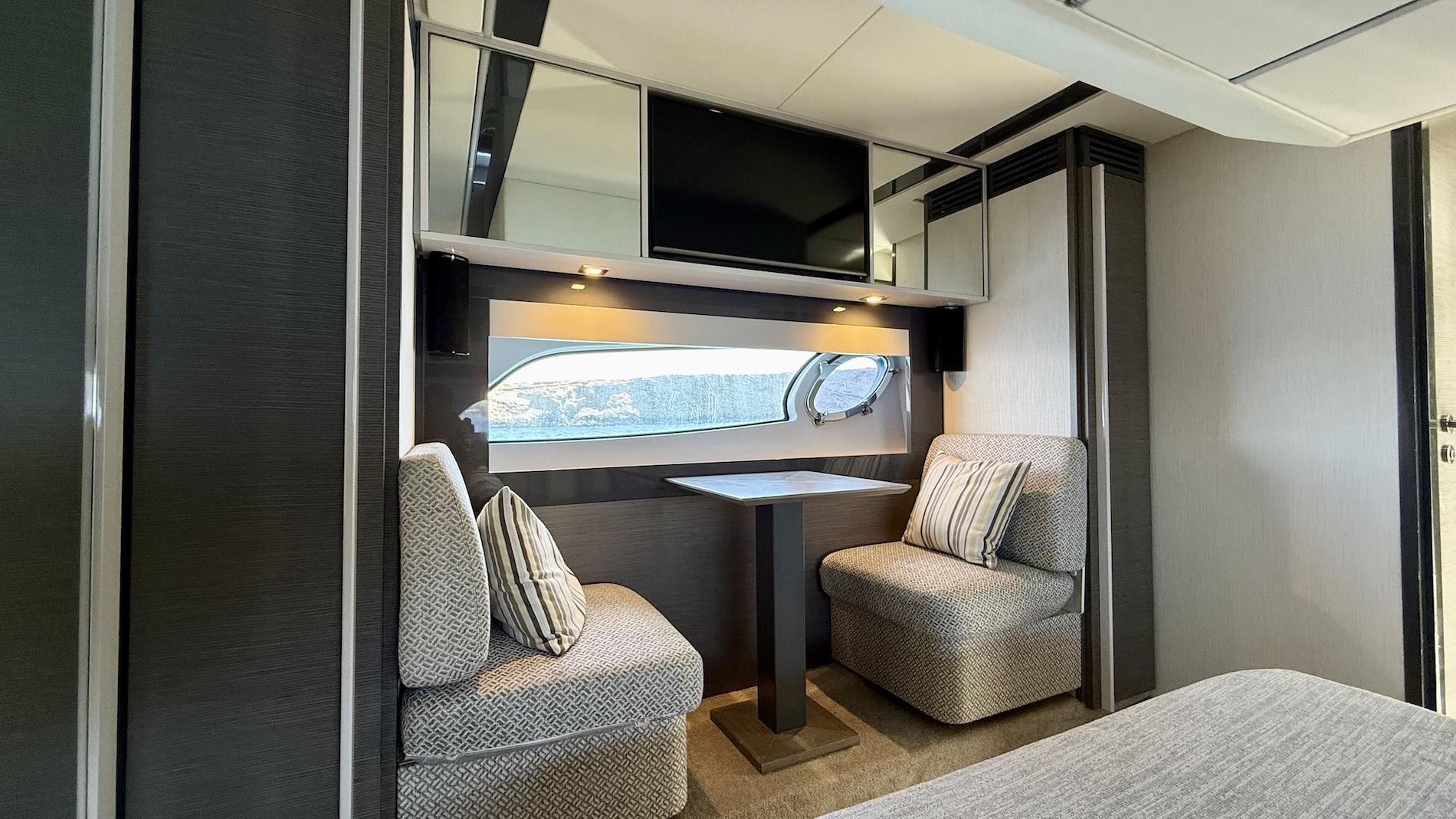 2018 PERSHING 5X 
